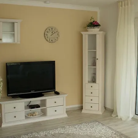 Bella Casa דירה *