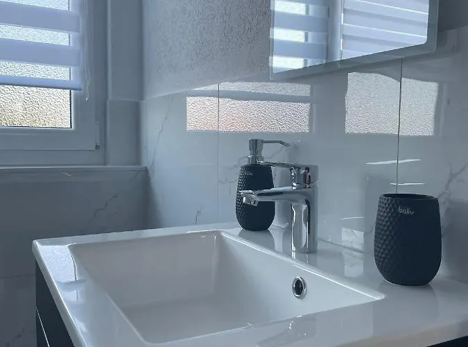 Bella Casa אוברלינגן